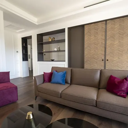 Apartment Terrace & Soul In Peaceful Area *