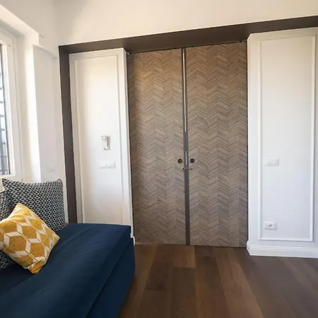 Terrace & Soul In Peaceful Area Apartment Rom