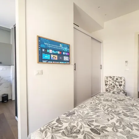 Terrace & Soul In Peaceful Area