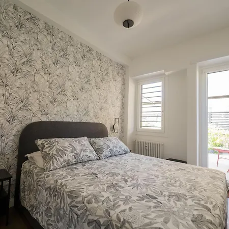 Terrace & Soul In Peaceful Area Apartment Rom