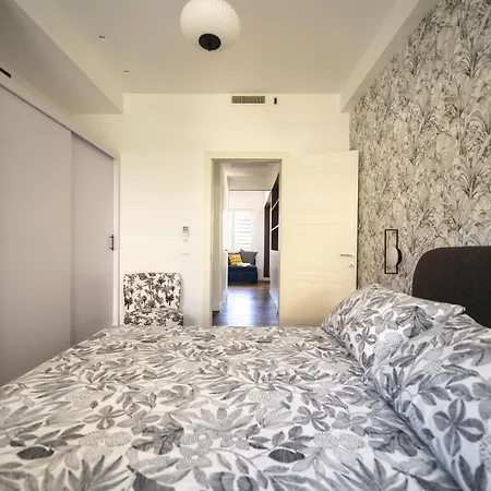 Apartment Terrace & Soul In Peaceful Area Rom